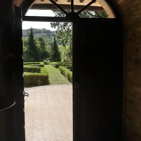 Apartmanhotel Phi Coldimolino - Gubbio